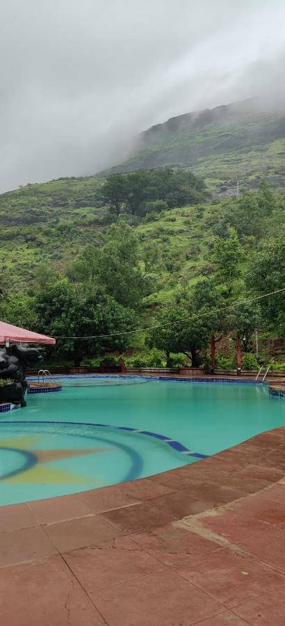 Golden Resort And Farm Nashik Zewnętrze zdjęcie